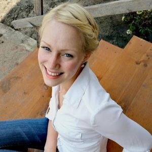 Meet your Posher, Leila